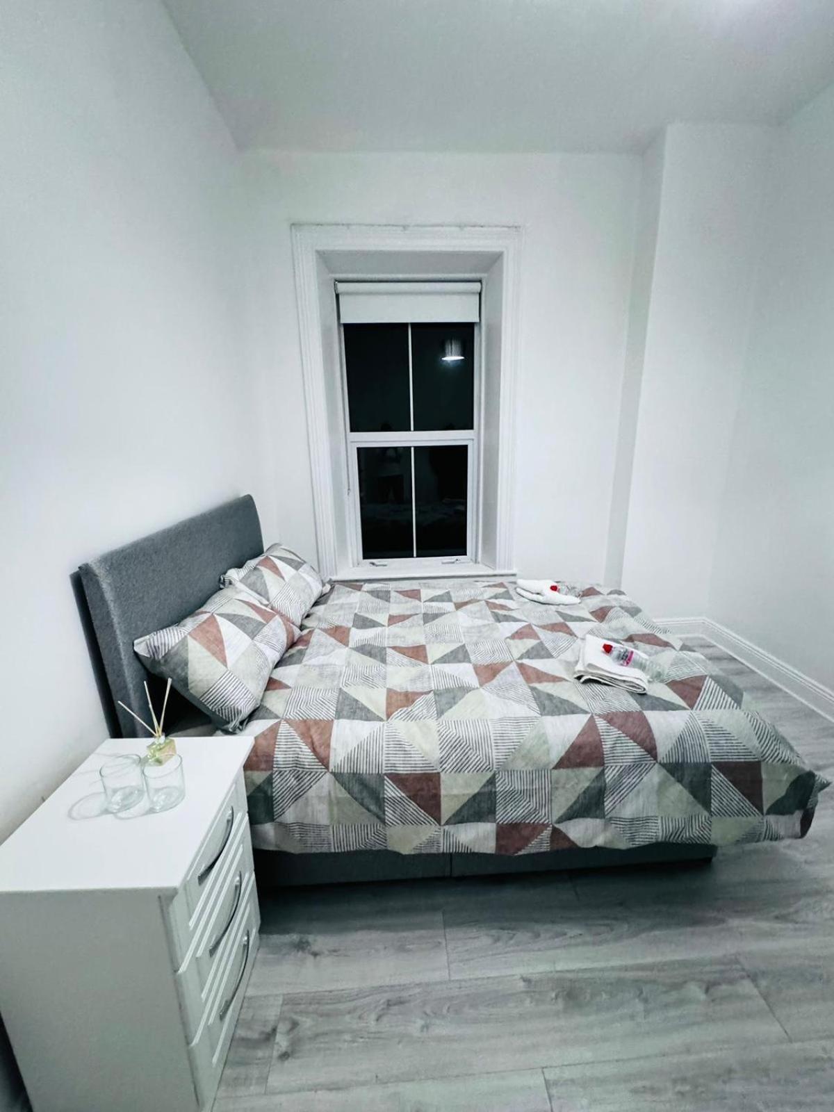 Naas Town - Budget Double Bedrooms Екстер'єр фото